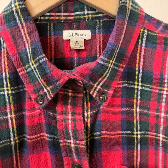 Vintage LL BEAN Flannel Button Down Size M Plaid 100% Cotton Outdoor Hiking Cozy - Picture 3 of 10